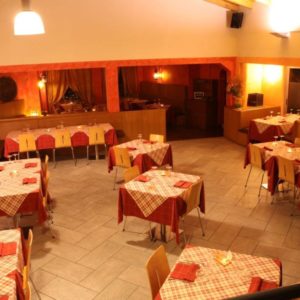 Sito-ufficiale-Turismo-in-Val-Cavallina-Lago-di-Endine-BBQ-Cafe-1741-768×768